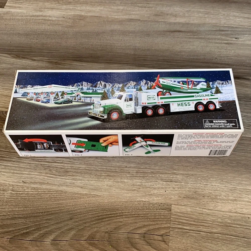 New 2002 Hess Gas Station Holiday Toy Truck & Airplane Air Plane Vintage NRFB